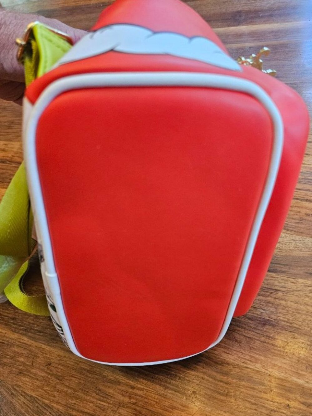 Loungefly DR Seuss Grinch LENTICULAR Heart MINI Backpack Brand New - Picture 11 of 15